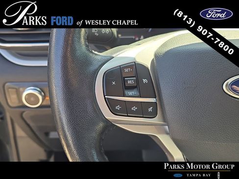 Used 2022 Ford Explorer XLT w/ Equipment Group 202A AWD/4WD image 31