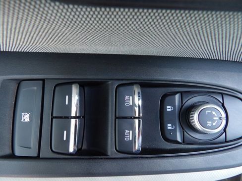Used 2026 Subaru Forester Premium AWD/4WD image 14
