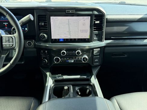 Used 2025 Ford F250 Lariat w/ Lariat Ultimate Package image 14