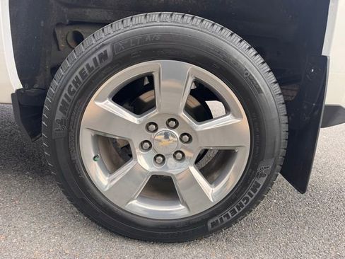 Used 2018 Chevrolet Silverado 1500 LT w/ All Star Edition image 25