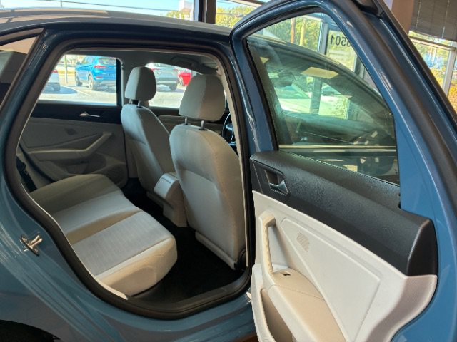 Used 2025 Volkswagen Jetta S FWD image 29