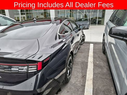 Used 2024 Hyundai Sonata SEL w/ Convenience Package FWD image 11