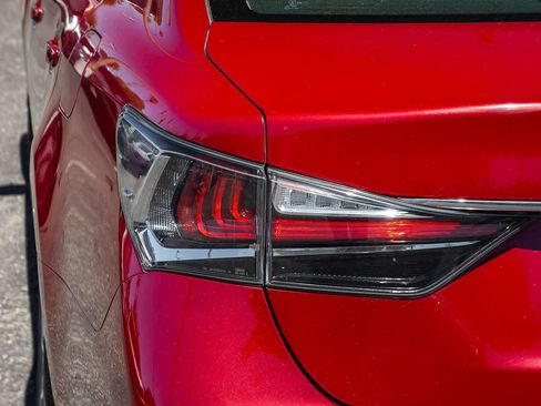 Used 2016 Lexus GS 200t RWD image 8