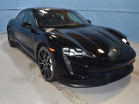 Used 2024 Porsche Taycan image 21