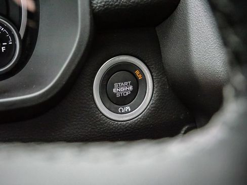 New 2026 RAM 1500 4x4 Crew Cab image 31