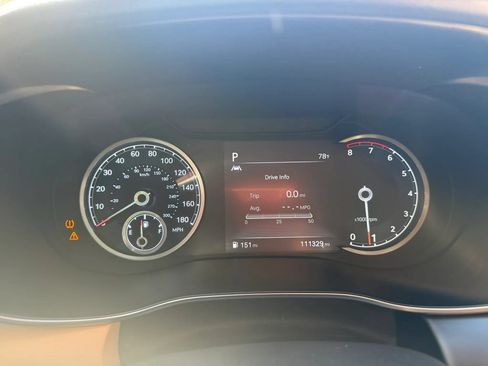 Used 2022 Genesis G70 2.0T w/ Prestige Package AWD/4WD image 17
