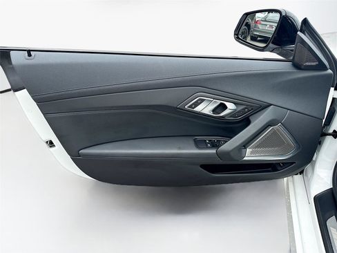 Used 2023 BMW Z4 sDrive30i w/ Premium Package image 18
