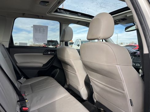 Used 2014 Subaru Forester 2.5i Limited w/ Popular Package #2 image 19