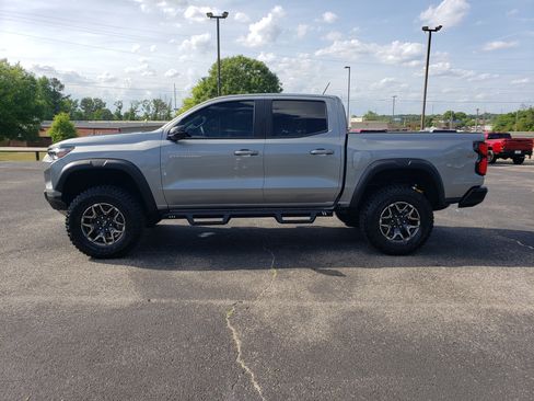 Used 2024 Chevrolet Colorado ZR2 w/ ZR2 Convenience Package III AWD/4WD image 6