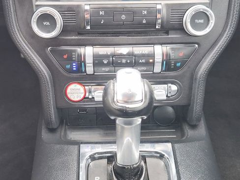 Used 2017 Ford Mustang Premium RWD image 15