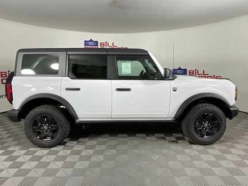 New 2025 Ford Bronco Big Bend w/ Black Diamond Package image 2