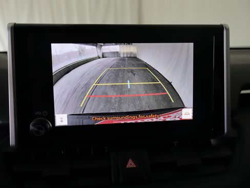 Used 2023 Toyota RAV4 SE w/ Weather & Moonroof Package image 20