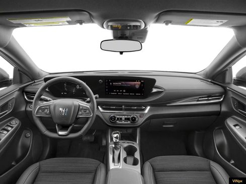 Used 2025 Buick Envista Preferred w/ Advanced Safety Package FWD image 4