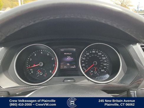 Used 2020 Volkswagen Tiguan SE AWD/4WD image 4