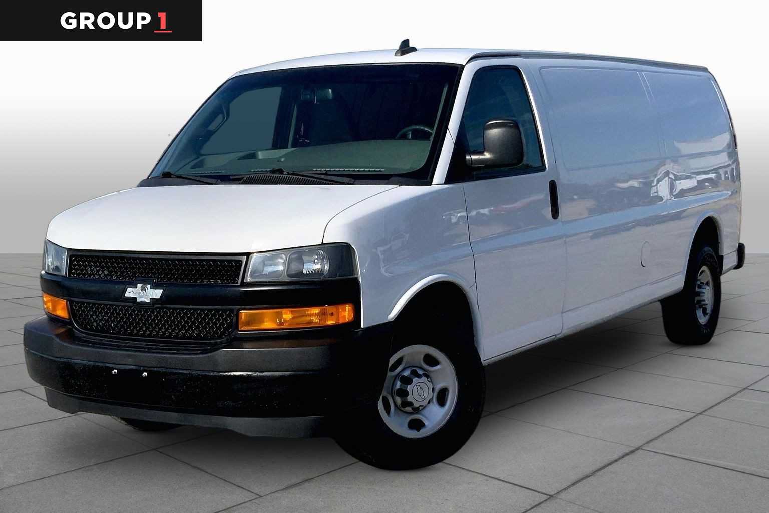 Used 2019 Chevrolet Express 2500 Extended RWD image 1