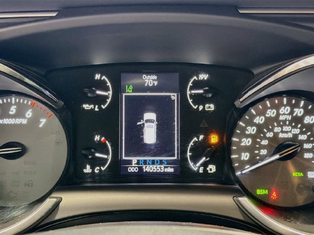 Used 2019 Toyota Sequoia TRD Sport AWD/4WD image 10
