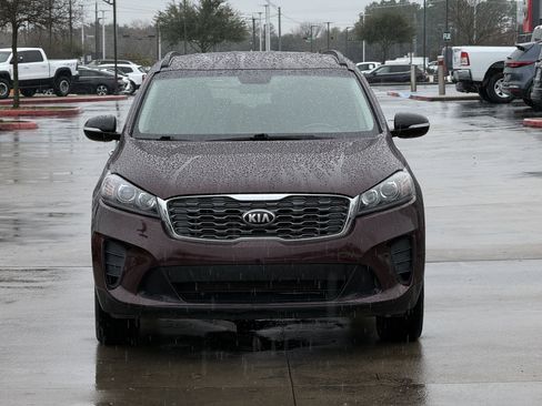 Used 2019 Kia Sorento S image 6