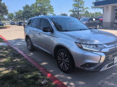 Used 2019 Mitsubishi Outlander ES