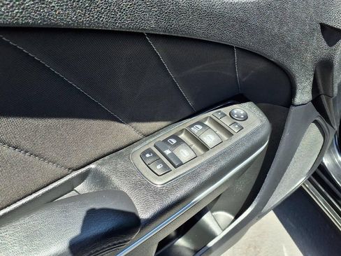 Used 2022 Dodge Charger SXT RWD image 28