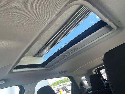 Used 2020 Ford EcoSport SE w/ SE Convenience Package FWD image 29