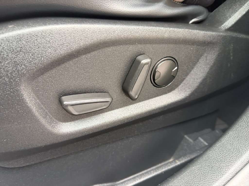 Used 2024 Ford Edge SEL AWD/4WD image 12
