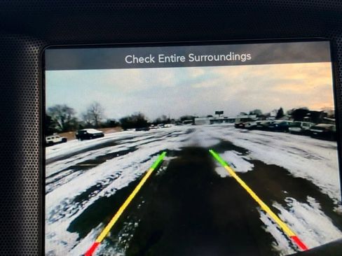 Used 2015 Dodge Charger SXT w/ AWD Premium Group image 26