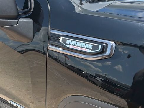 Used 2024 GMC Sierra 1500 AT4 w/ Technology Package AWD/4WD image 10
