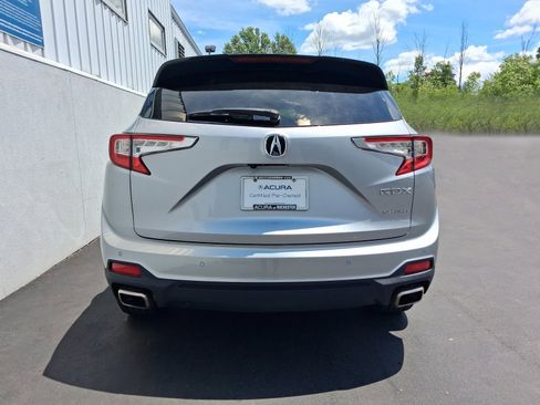 Used 2024 Acura RDX SH-AWD w/ Technology Package image 11