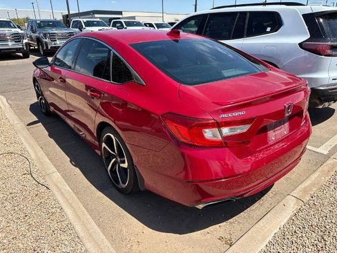 Used 2018 Honda Accord Sport image 4