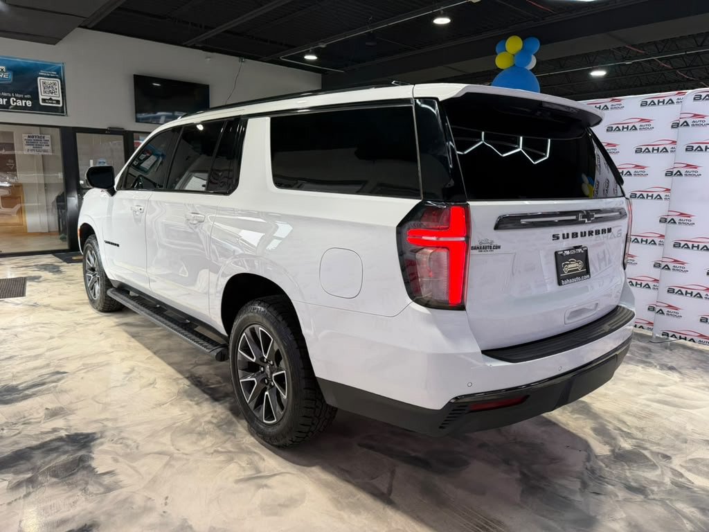 Used 2021 Chevrolet Suburban Z71 w/ Luxury Package AWD/4WD image 9