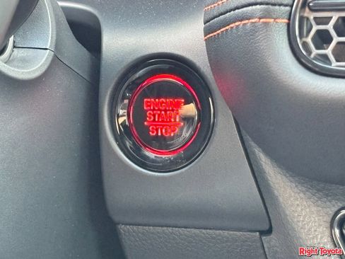 Used 2026 Honda HR-V Sport image 25