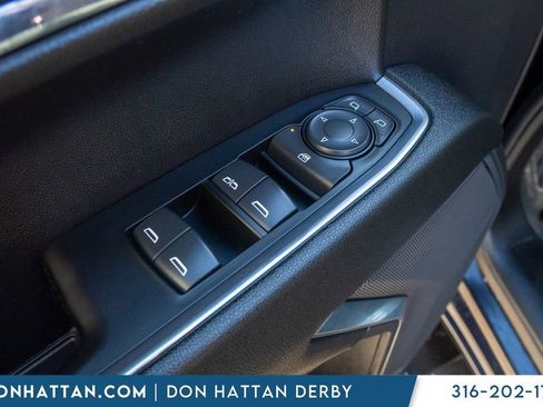 Used 2024 Chevrolet Silverado 1500 LT image 12
