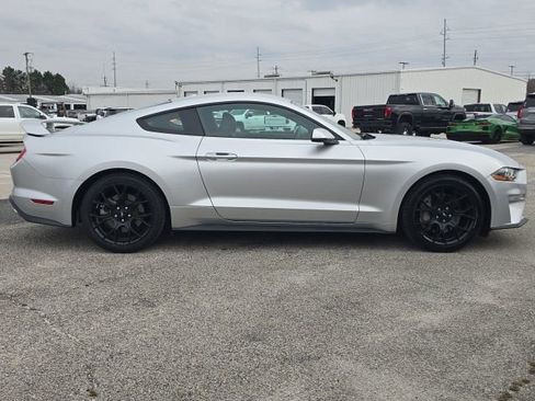 Used 2018 Ford Mustang Premium w/ Ecoboost Performance Package image 7