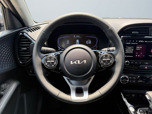 New 2025 Kia Soul EX image 12