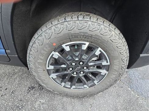 New 2026 Chevrolet Traverse Z71 w/ Driver Confidence Package image 18