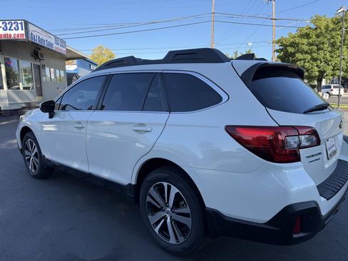Used 2019 Subaru Outback 2.5i Limited w/ Popular Package #2 AWD/4WD image 12
