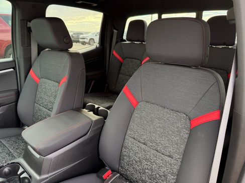 New 2025 Chevrolet Colorado Z71 image 15