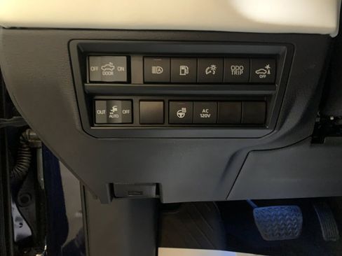 New 2024 Toyota Tundra Capstone AWD/4WD image 31
