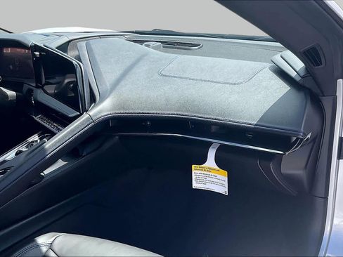 Used 2026 Chevrolet Corvette Stingray Preferred Conv RWD image 17