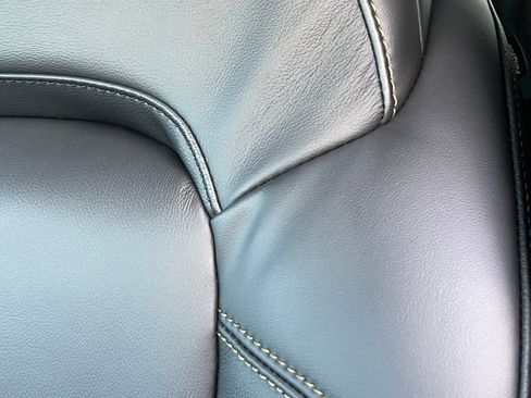 New 2025 Ford Bronco Badlands image 13