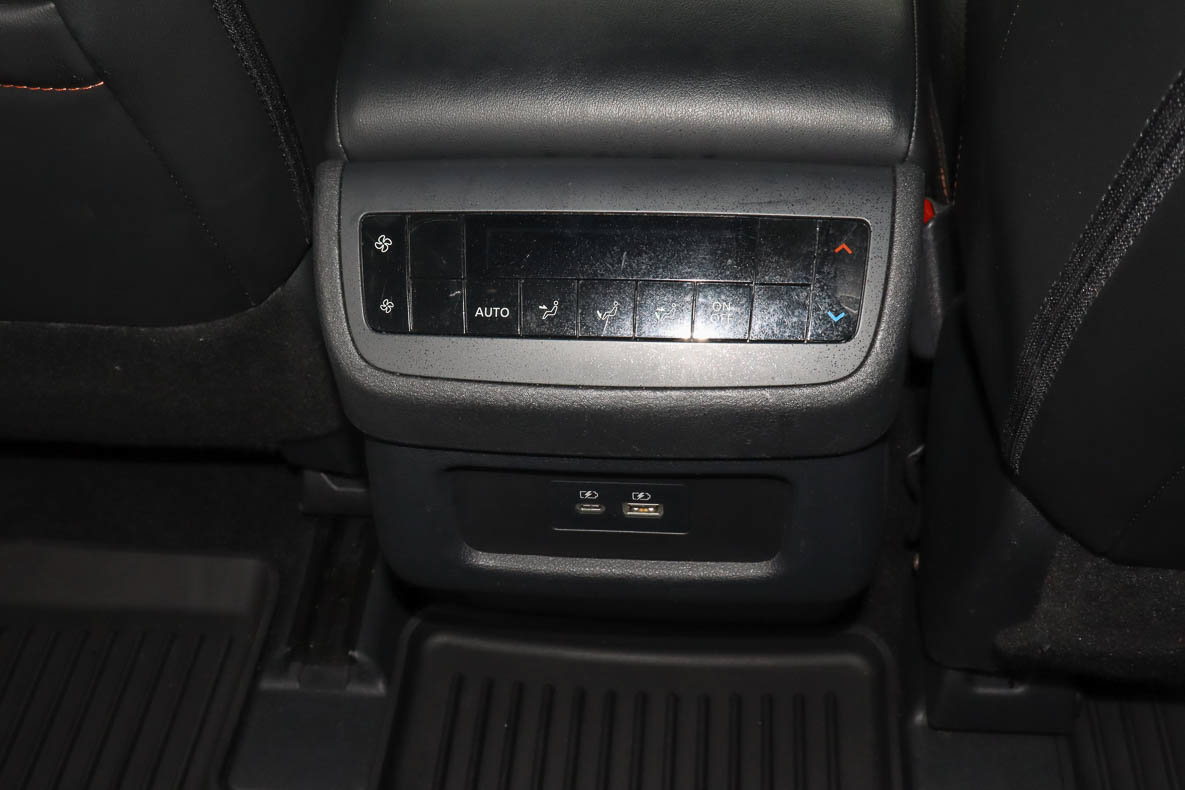 Used 2025 Nissan Pathfinder Rock Creek AWD/4WD image 22