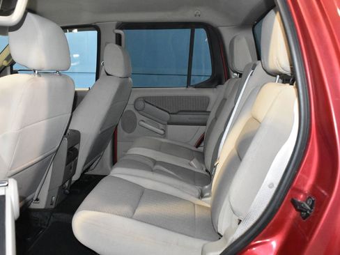 Used 2007 Ford Explorer Sport Trac XLT image 14