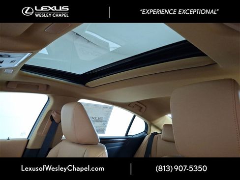 New 2025 Lexus ES 350 w/ Premium Package image 19