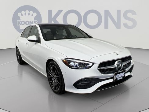 Used 2025 Mercedes-Benz C 300 4MATIC Sedan image 2