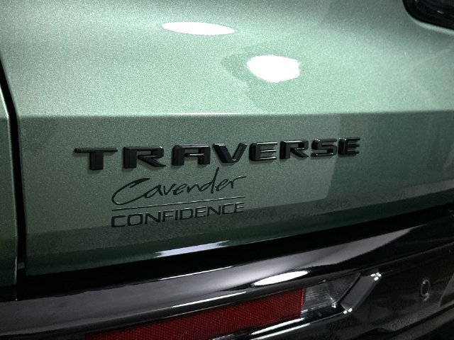 New 2027 Chevrolet Traverse RS w/ LPO, Floor Liner Package FWD image 34