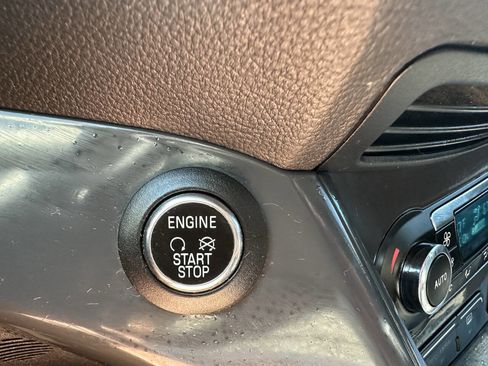 Used 2013 Ford Escape Titanium w/ Parking Technology Pkg FWD image 15