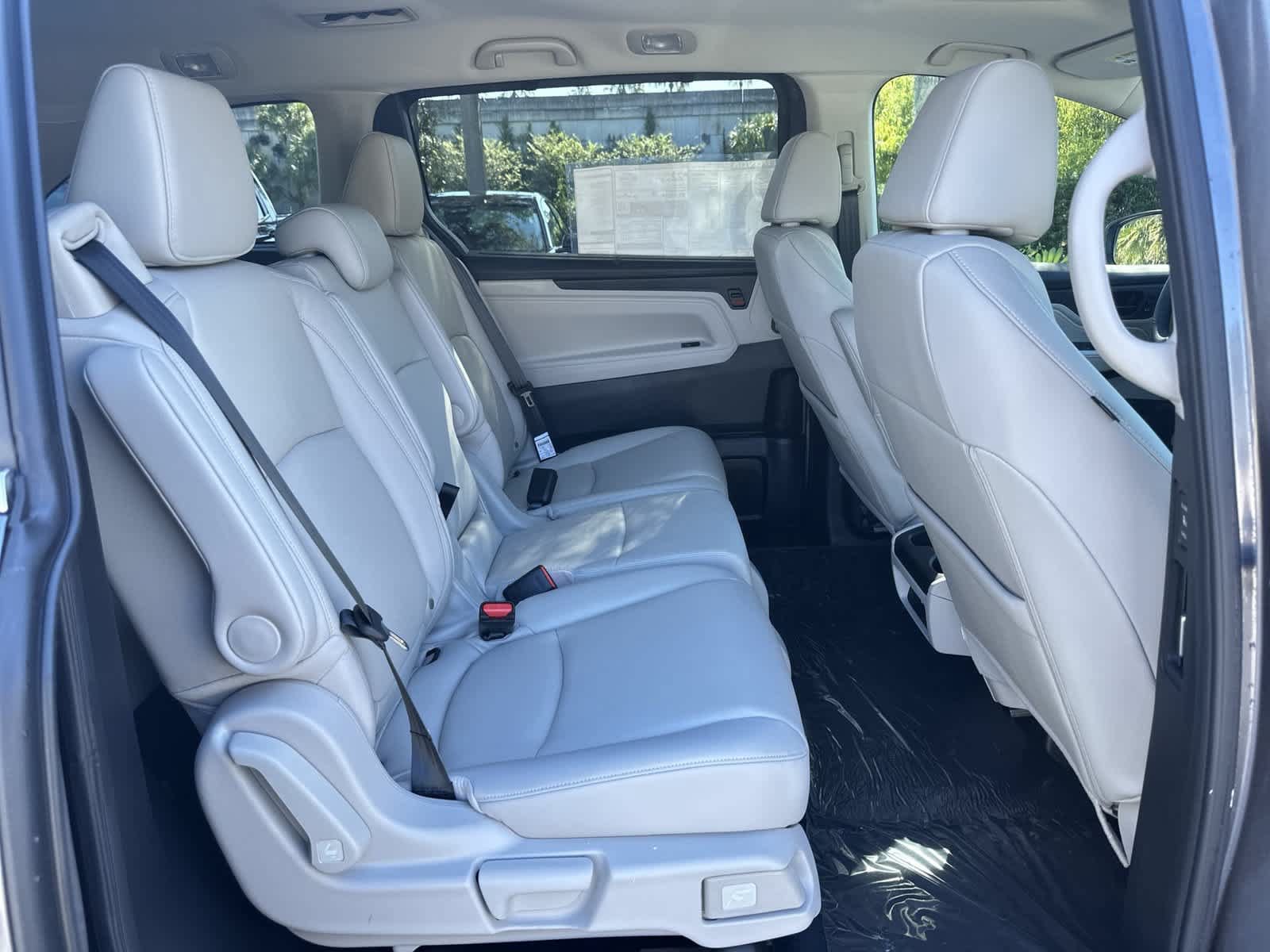 New 2027 Honda Odyssey EX-L image 16