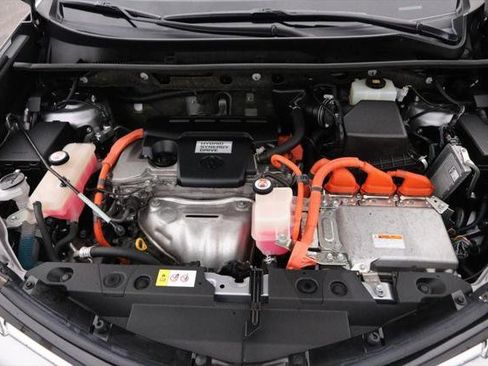 Certified 2018 Toyota RAV4 Limited image 28