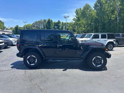 Used 2019 Jeep Wrangler Unlimited Rubicon AWD/4WD image 9