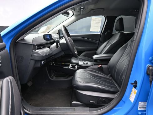 Used 2022 Ford Mustang Mach-E Select w/ Comfort/Technology Package RWD image 9